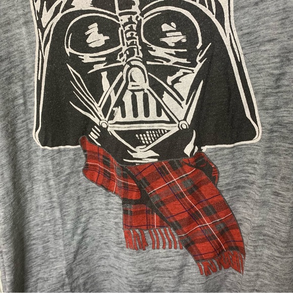 Star Wars Holiday Darth Vader Thin 3/4 Length Shirt - Picture 5 of 16